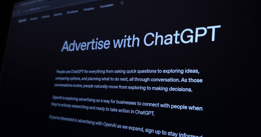 Anúncios em ChatGPT: OpenAI Libera Saúde e Finanças – O Que Muda para o SEO do Seu Site Empresarial?